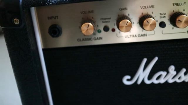 Marshall DSL5C Unboxing смотреть онлайн