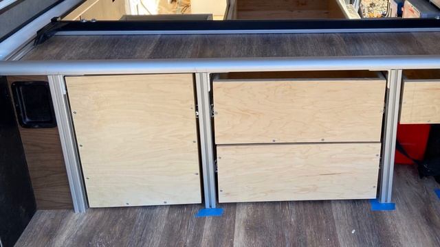 LIVLFE VAN - 80/20 Extruded Aluminum смотреть онлайн
