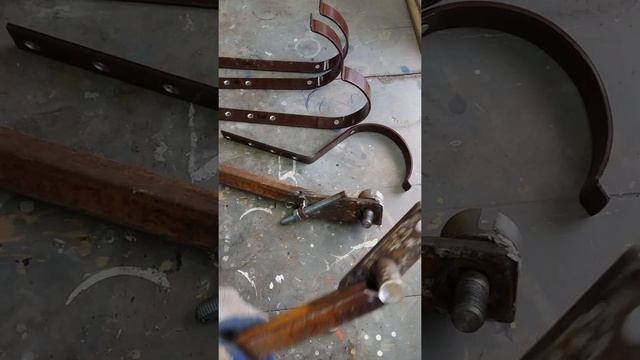 Загиб кранштейшов водостока смотреть онлайн