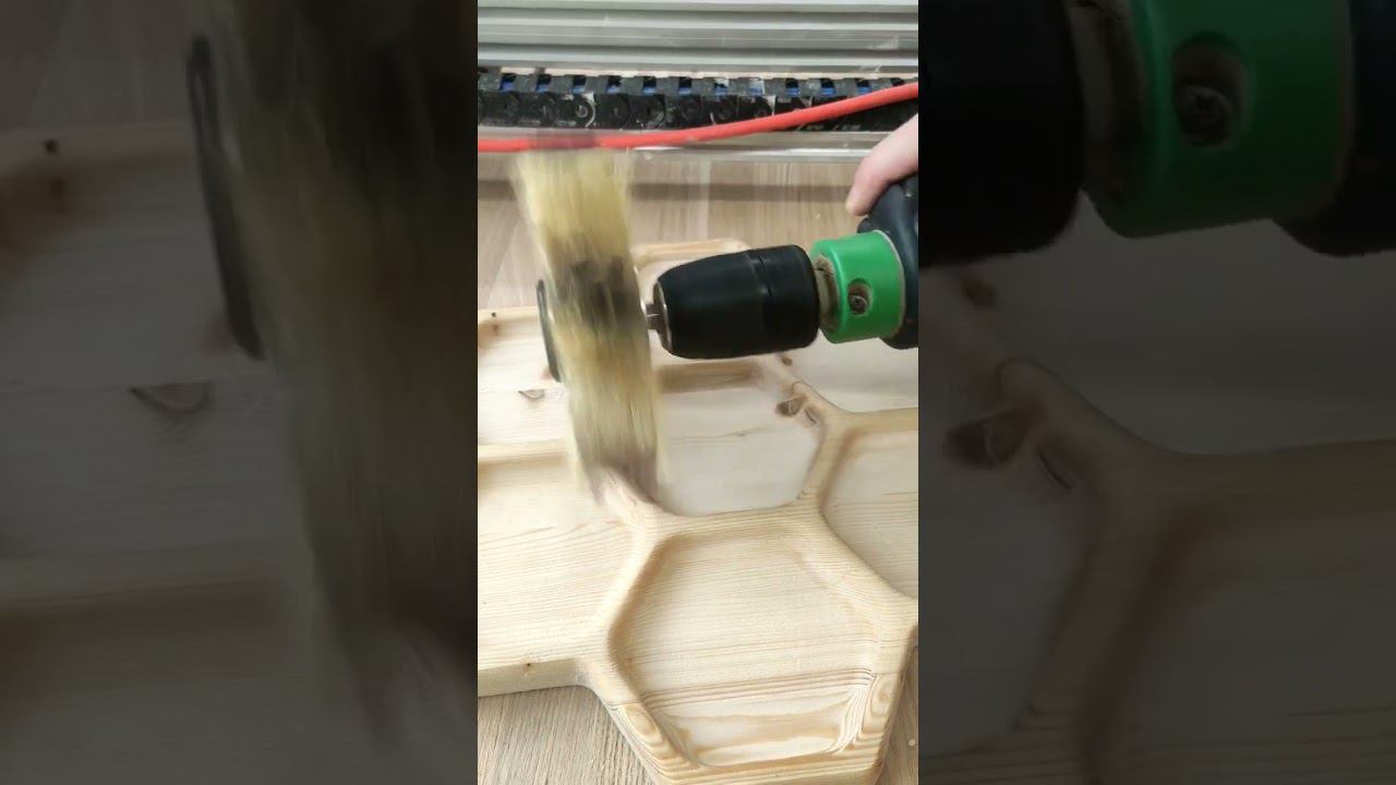 Универсальная насадка на дрель для ошкуривания труднодоступных мест в деле смотреть онлайн