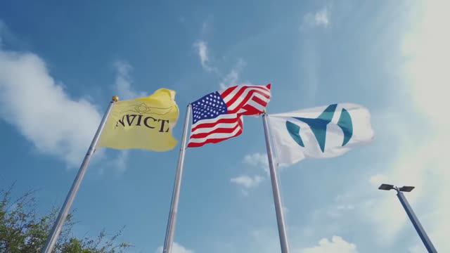 Центральный офис и склад Invicta в США смотреть онлайн