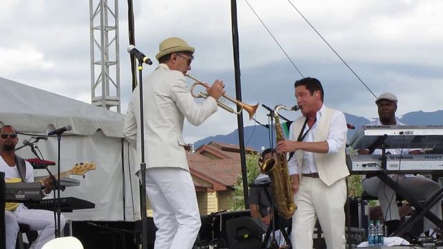 Rick Braun & Dave Koz Get Up and Dance смотреть онлайн
