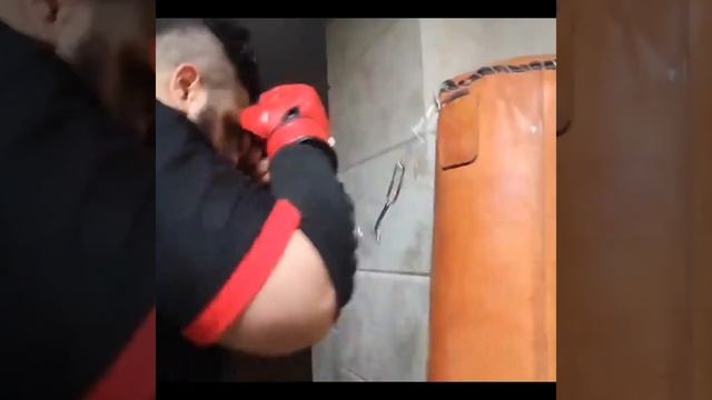 MARTIN FORD Y EL HULK IRANI DOS DE LOS HOMBRES MÁS FUERTES DEL MUNDO. SE ENFRENTAN. смотреть онлайн