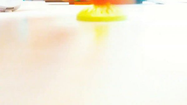 Как собрать лёгкий волчок из Лего.