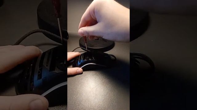 How to fix the model o dpi button being stuck, without opening it up. смотреть онлайн