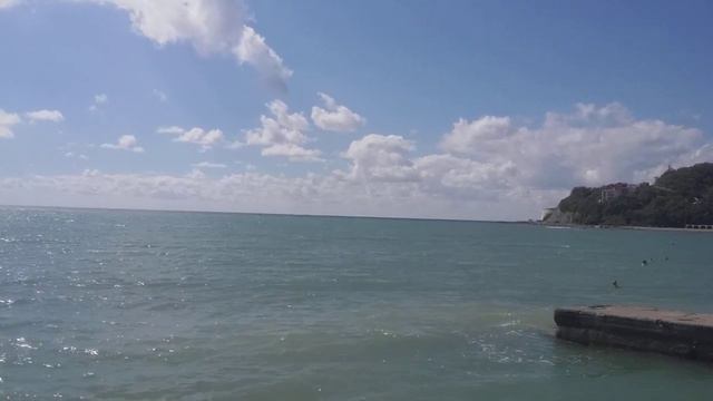 Погода наладилась 24.09.2021 Архипо-Осиповка людей мало море чистое #архипка #море #пляж #2021 смотреть онлайн