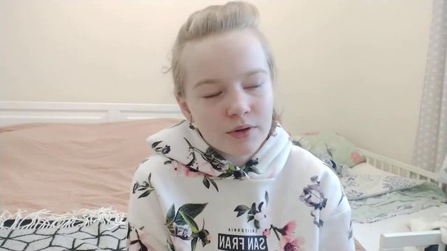 это моё первое видео. я рассказываю там про книгу в котором все находится о курах. смотреть онлайн
