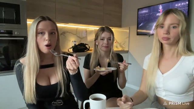 ЗАПРЕТКА НА СТРИМЕ ИНСТ РИНЫ | ПЕРВЫЙ СТРИМ И СРАЗУ БАН смотреть онлайн