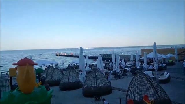 Одесса, пляж 14 и 13 станция Большого фонтана, 19 июля 2020 смотреть онлайн
