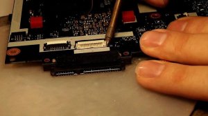 Как паять, как заменить пластиковый разьем на материнской плате