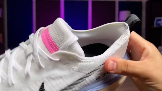 NIKE ZOOMX INVINCIBLE RUN 3 // Unboxing Especial смотреть онлайн