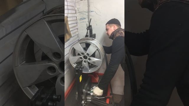 Правка диска Рено г.Красноярск смотреть онлайн