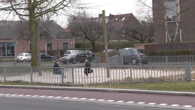 Мальчишки на покрышках! Супер качели! Голландия (Nijmegen), Нидерланды (Netherlands). смотреть онлайн