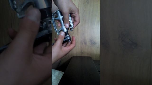 Что делать когда сорвалась резьба в шатунах на велосипеде???? смотреть онлайн