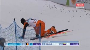 Гонка Адриана Солано из Венесуэлы впервые ставшего на лыжи