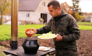 Мой любим суп с копчеными ребрами в афганском казане.