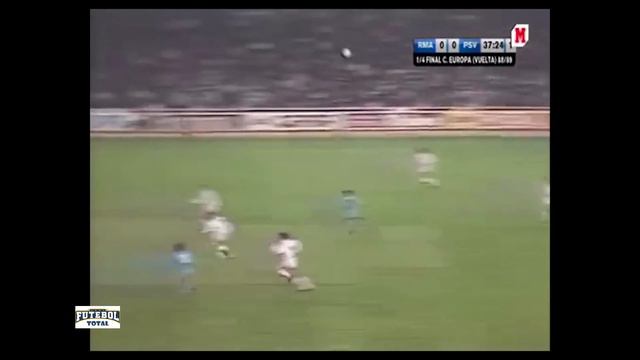 Bernd SCHUSTER Vs Ronald KOEMAN (1989) - Real Madrid X PSV