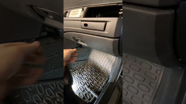 BMW e60 Вентилятор печки,замена! смотреть онлайн