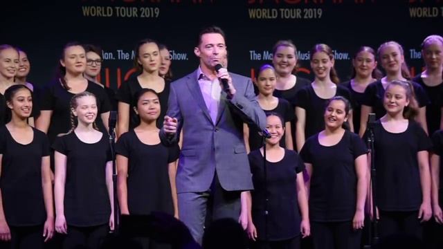 Hugh Jackman and Keala Settle and the Australian Girls Choir. Filmed for BroadwayWorld Sydney смотреть онлайн