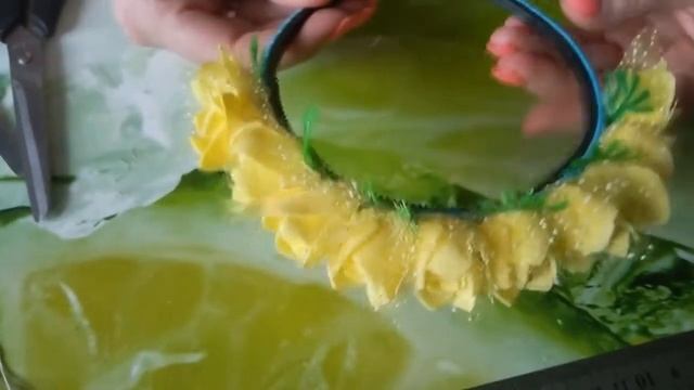 Как Быстро украсить ободок своими руками ( A quick way to decorate the rim MK ) смотреть онлайн