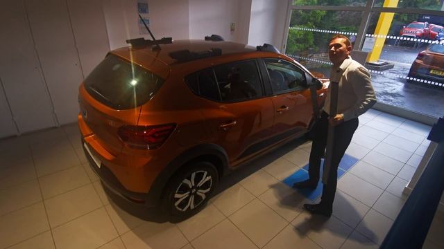 Roof Bars Tutorial | Dacia Sandero Stepway | 4K смотреть онлайн