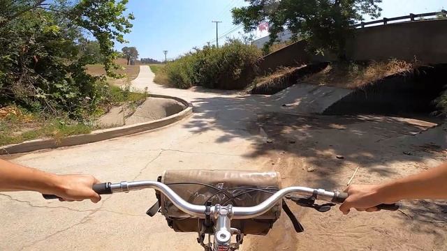 This Vintage 1990 Specialized Hardrock Still RIPS! смотреть онлайн