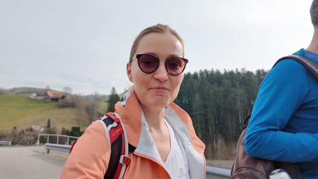 Брак по расчёту в Швейцарии, пассивный доход и другие вопросы смотреть онлайн