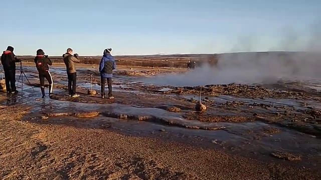Долина гейзеров в исландии смотреть онлайн