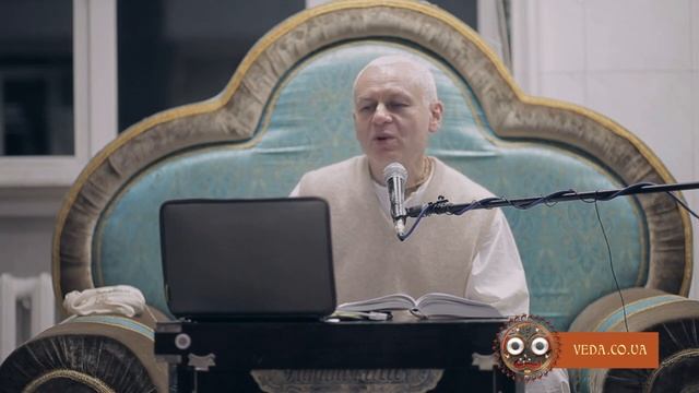 Ачьюта Прия дас - ШБ 2.9.35 Всепроникающая и всеобъемлющая природа Господа смотреть онлайн