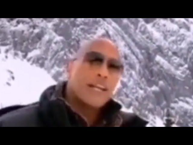 скала на скале на фоне скалы смотреть онлайн