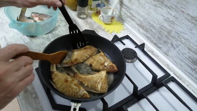 Рыба без мелких косточек после обжарки. (4) смотреть онлайн