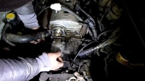 8  Снятие крепления катушки зажигания  на Джили МК