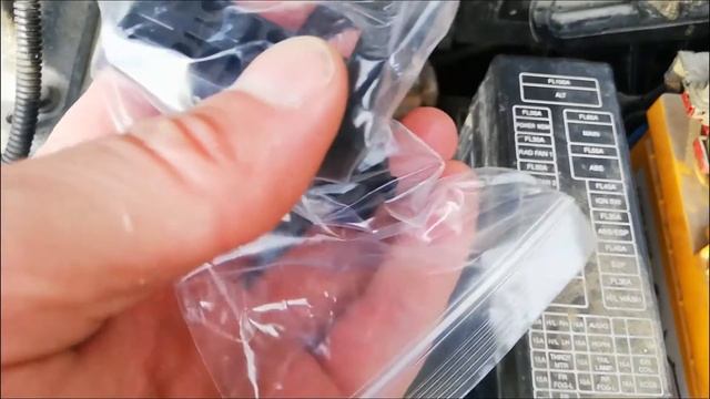 Nissan Almera N16 1,5 Pb Czujnik położenia wału korbowego смотреть онлайн