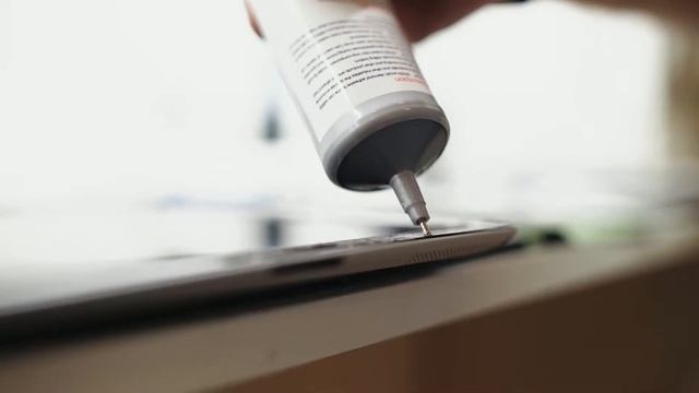 Замена стекла на iPad смотреть онлайн