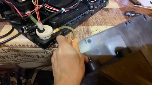 Nivona 520 (646). Конструкція і розбор кавомашини.