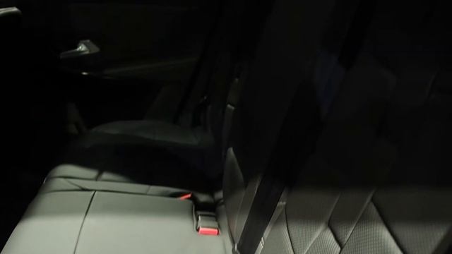 Audi Q7 2020 vs. DS 7 Crossback 2020 смотреть онлайн