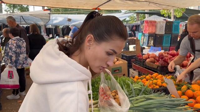 Сколько стоит жизнь на Кипре? | Рынок Искеле | Жизнь на Кипре | Продукты на Кипре | Овощи и фрукты смотреть онлайн