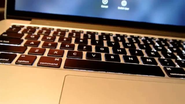 Early 2015 MacBook Pro Retina Issue: Something loose inside смотреть онлайн