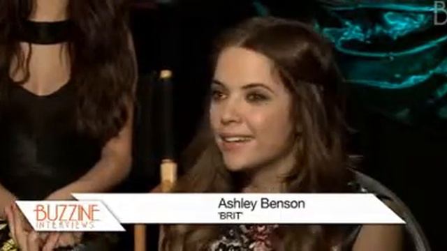 FILM INTERVIEW HARMONY KORINE & THE GIRLS OF 'SPRING BREAKERS' смотреть онлайн