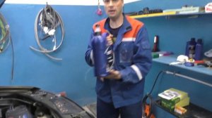 Техническое обслуживание Renault Duster 2.0: Замена масла в двигателе и механической коробке переда