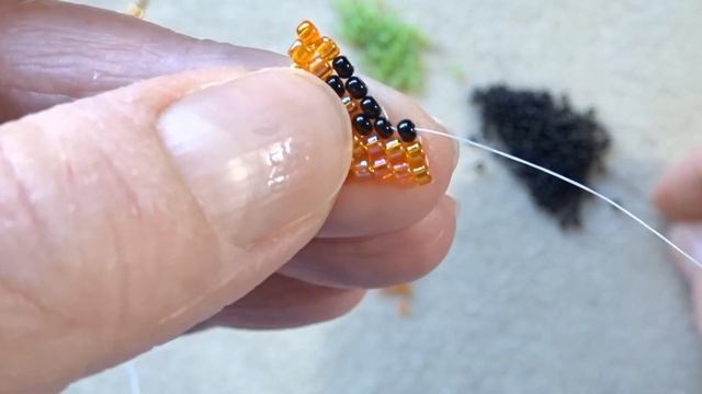 Halloween Pumpkin Brickstitch Tutorial / Easy Beadweaving Tutorial смотреть онлайн