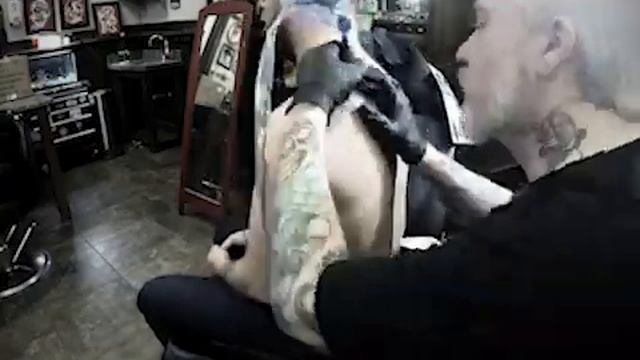 Back Stabbers Tattoo смотреть онлайн