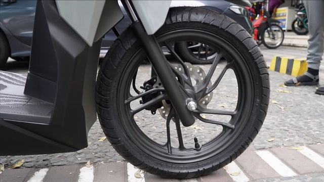 Bakit Ito ang Pinaka Mabentang 125cc Scooter sa Pinas? смотреть онлайн