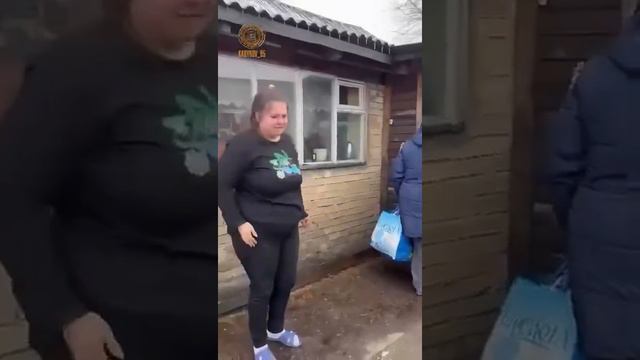 Чеченские бойцы на Украине помогли матери воссоединиться с дочерьми смотреть онлайн