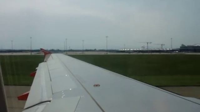 EasyJet A319 take-off from Lyon Saint-Exupéry Airport смотреть онлайн