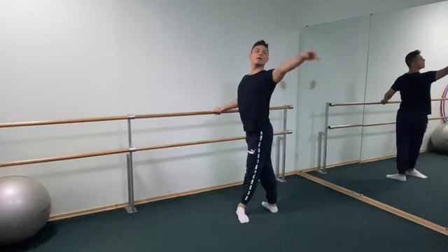 Занятия дома.Деми плие и батман тандю. смотреть онлайн
