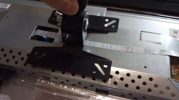 Как повесить монитор без VESA или How to Mount Non-VESA Monitor