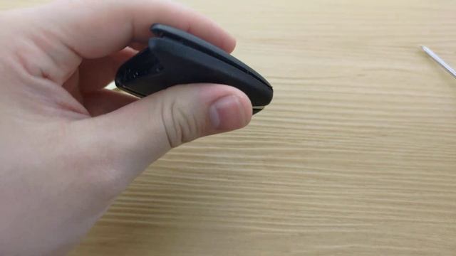 How To Replace or Change Hyundai Santa Fe Remote Key Fob Battery 2013 - 2018 смотреть онлайн
