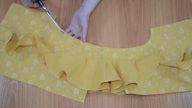 ШЬЕМ ПЛАТЬЕ БАРЫШНЯ КРЕСТЬЯНКА. Часть 2. Пошив платья с рюшами в пол смотреть онлайн