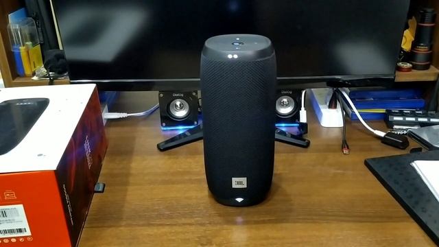 JBL LINK 20 - умная колонка на Google ассистенте смотреть онлайн